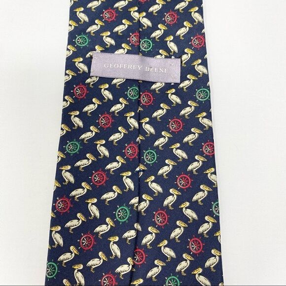 Vintage Geoffrey Beene Nautical Silk Tie Pelicans + Boats Wheels - Picture 3 of 3